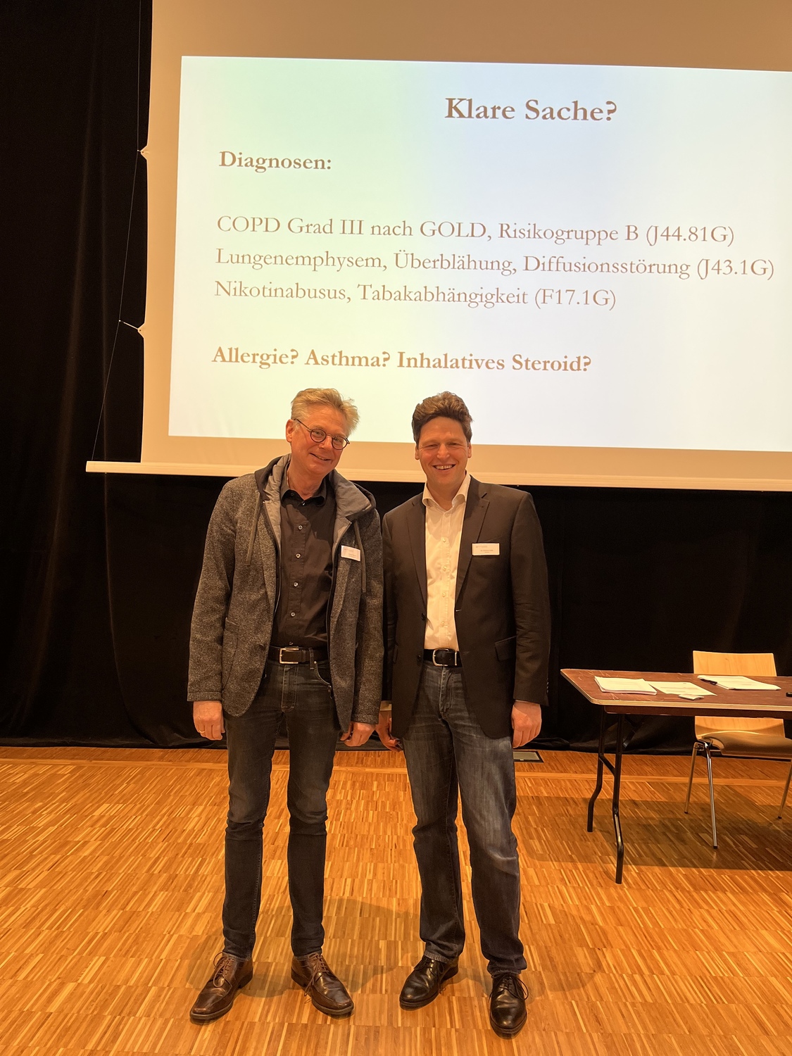 Der Bezirksvorsitzende Rüdiger Quandt (l.) mit Dr. Christian Gade (r.)